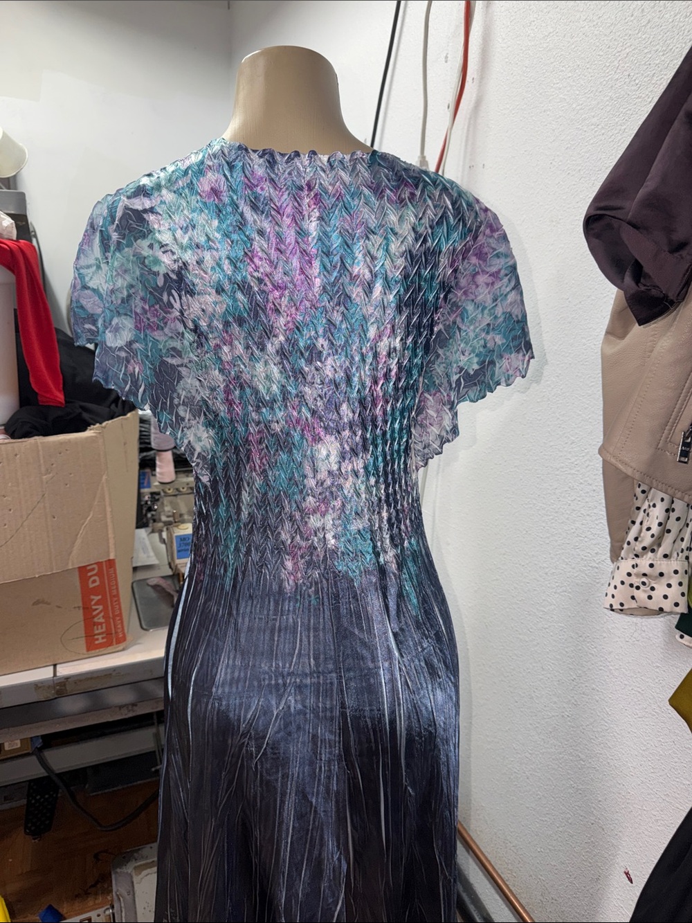 Beautiful komarov maxi dress - Picture 5 of 6